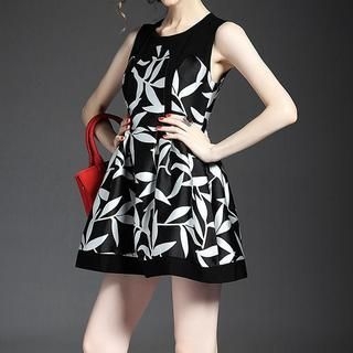 Alaroo Leaf Print Sleeveless A-Line Dress