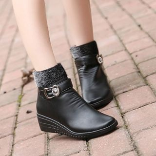 Lynnx Furry Trim Buckled Ankle Boots
