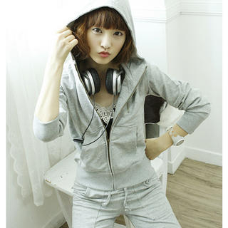 Set: Hoodie + Sweatpants