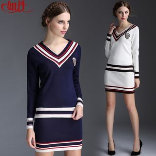 Kotiro Set: Contrast Trim V-Neck Knit Pullover + Knit Skirt