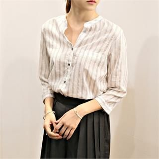 overlap 3/4-Sleeve Striped Shirt