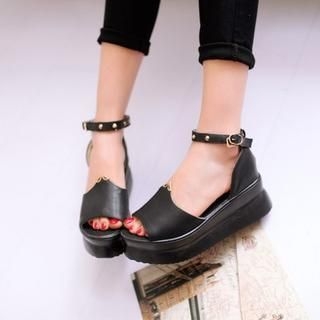 Pretty in Boots Studded Platform Sandals