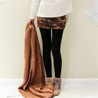 GLAM12 Inset Camouflage Skirt Fleece-Lined Leggings