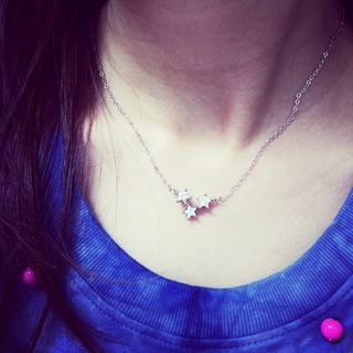Bao Style Rhinestone Star Necklace