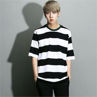 THE COVER Short-Sleeve Color-Block T-Shirt
