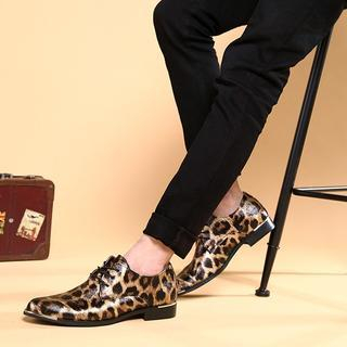 Hipsteria Leopard Oxfords