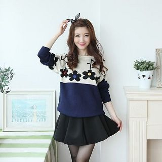 XINLAN Floral Panel Sweater