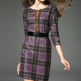 Queen Mulock Long-Sleeve Plaid Dress