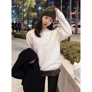 maybe-baby Round-Neck Textrued Pullover