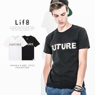 Life 8 Short Sleeved Lettering T-shirt