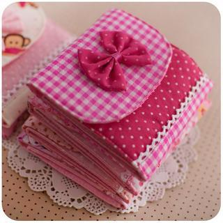 Momoi Bow Accent Print Sanitary Pad Pouch