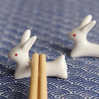 Mutu Bunny Chopstick Rest