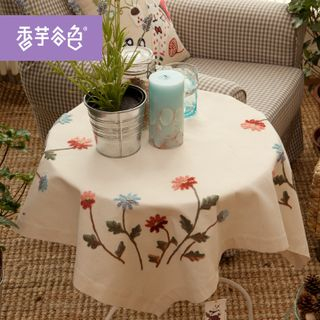 Tarobear Embroidered Linen-blend Tablecloth