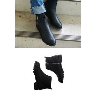 STYLEBYYAM Zip-Side Ankle Boots