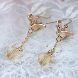 Fit-to-Kill Lucky pigeon Earrings