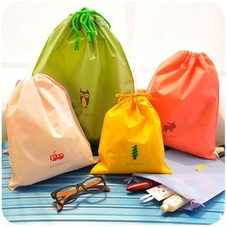 Momoi Travel Drawstring Bag
