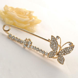 Fit-to-Kill Butterfly Brooch  Gold - One Size