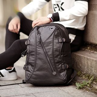 BagBuzz Zip Backpack