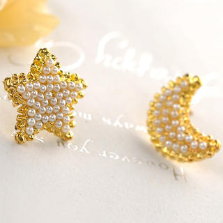 Fit-to-Kill Star And Moon Earrings  Gold - One Size