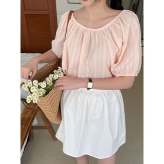 Puff-Sleeve Round Neck Plain Striped Blouse