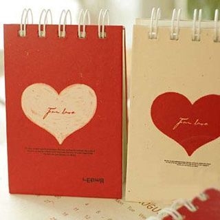 Tivi Boutique Heart Print Small Notebook