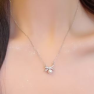 Faux Pearl Rhinestone Bow Necklace X1411 - Silver - One Size