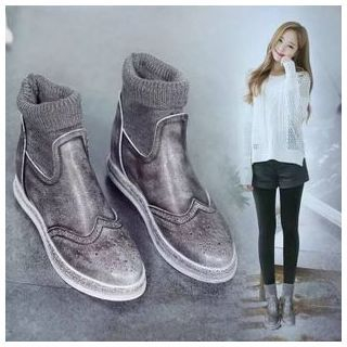 Yoflap Inset Knit Wingtip Ankle Boots