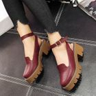 Strapped Platform Sandals Wine Red - 34 от YesStyle.com INT Strapped Platform Sandals Wine Red - 34 от YesStyle.com INT