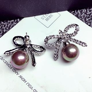 Pop Lop Rhinestone Bow Earrings