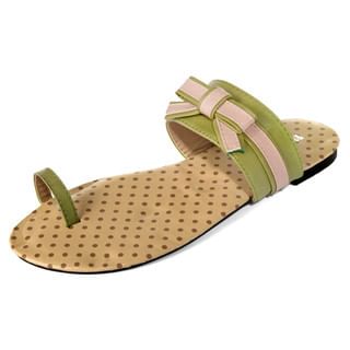 yeswalker Toe Loop Bow-Accent Sandals