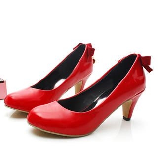 "Bow & Heart" Pumps