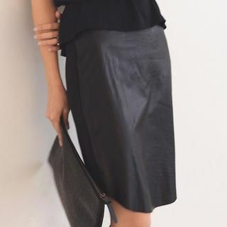SO Central Faux Leather Skirt