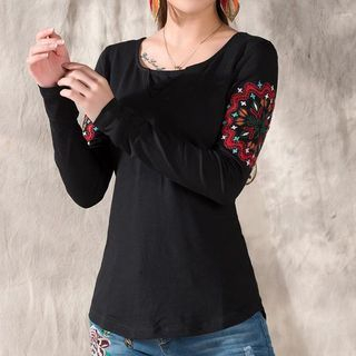 Sayumi Long-Sleeve Embroidered T-Shirt