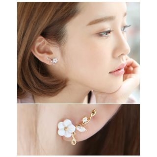 Miss21 Korea Mother of Pearl Flower Earrings