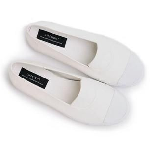 Life 8 Contrast Slip-Ons