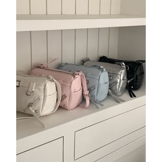 Belted Zipped Shoulder Bag