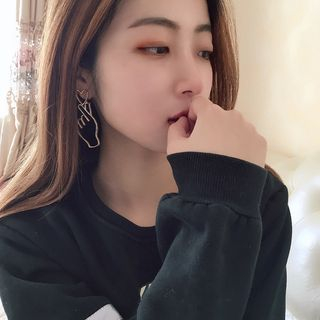 Kokyu Cutout Heart Gesture Earrings kokyu kopen in de aanbieding