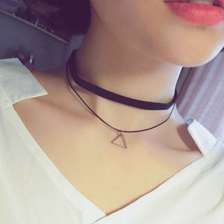 Aiyori Triangle Layered Choker aiyori kopen in de aanbieding