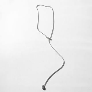 Sleek Long Tassel Y-Line Choker