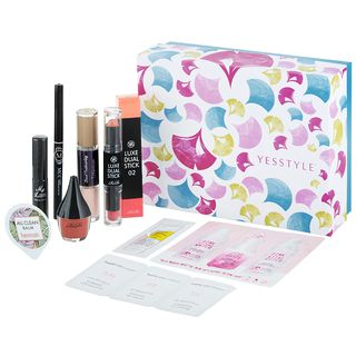Yesstyle Beauty Box Sweet Spring Makeup Kit yesstyle beauty box kopen in de aanbieding
