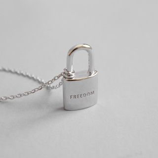 Phoenoa 925 Sterling Silver Lock Pendant Necklace White One Size phoenoa kopen in de aanbieding
