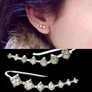Moment Of Love Rhinestone Ear Climber Earrings moment of love kopen in de aanbieding