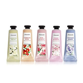 Mamonde Flower Perfumed Hand Cream 5 Flavours 50Ml mamonde kopen in de aanbieding Mamonde Flower Perfumed Hand Cream 5 Flavours 50Ml mamonde kopen in de aanbieding