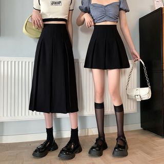 Korean Fashion Tips: Find the Perfect Skirt For Your Body Shape!