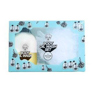 Village 11 Factory Relax Day Body Oil Wash Set 300Ml Shower Ball 1Pc village 11 factory kopen in de aanbieding