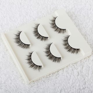Luv Lush Set Of 3 False Eyelashes 3 Pairs luv lush kopen in de aanbieding