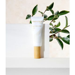 May Coop Raw Uv Shield Cream 50Ml may coop kopen in de aanbieding May Coop Raw Uv Shield Cream 50Ml may coop kopen in de aanbieding