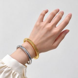 Metallic Open Bangle