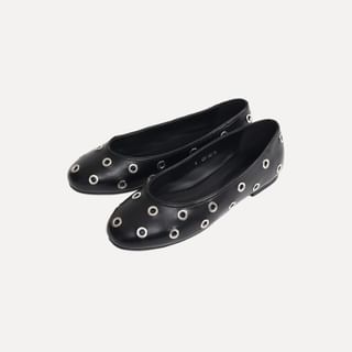 Oval-Toe Grommet Flats